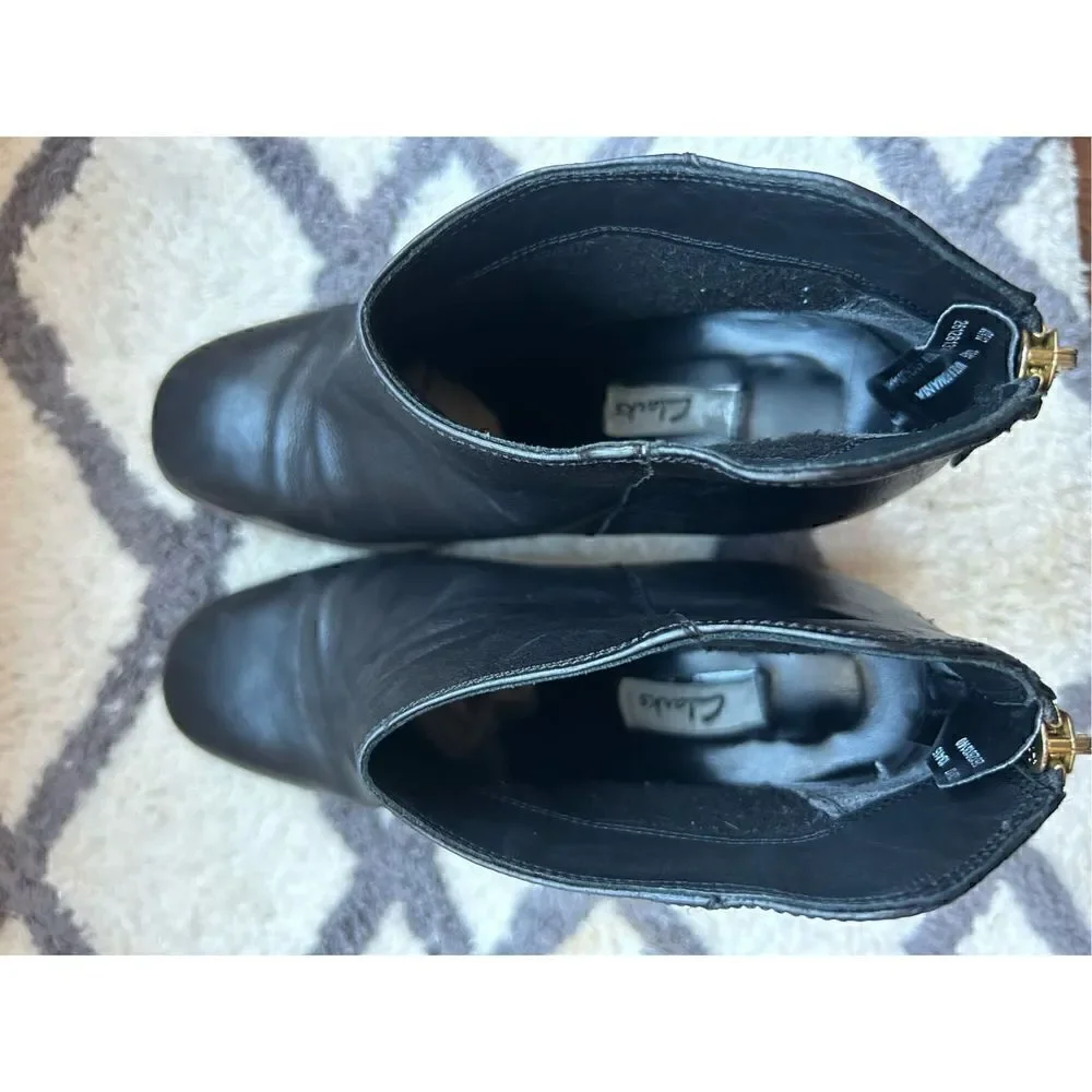 Clarks wooden heel booties black size 8